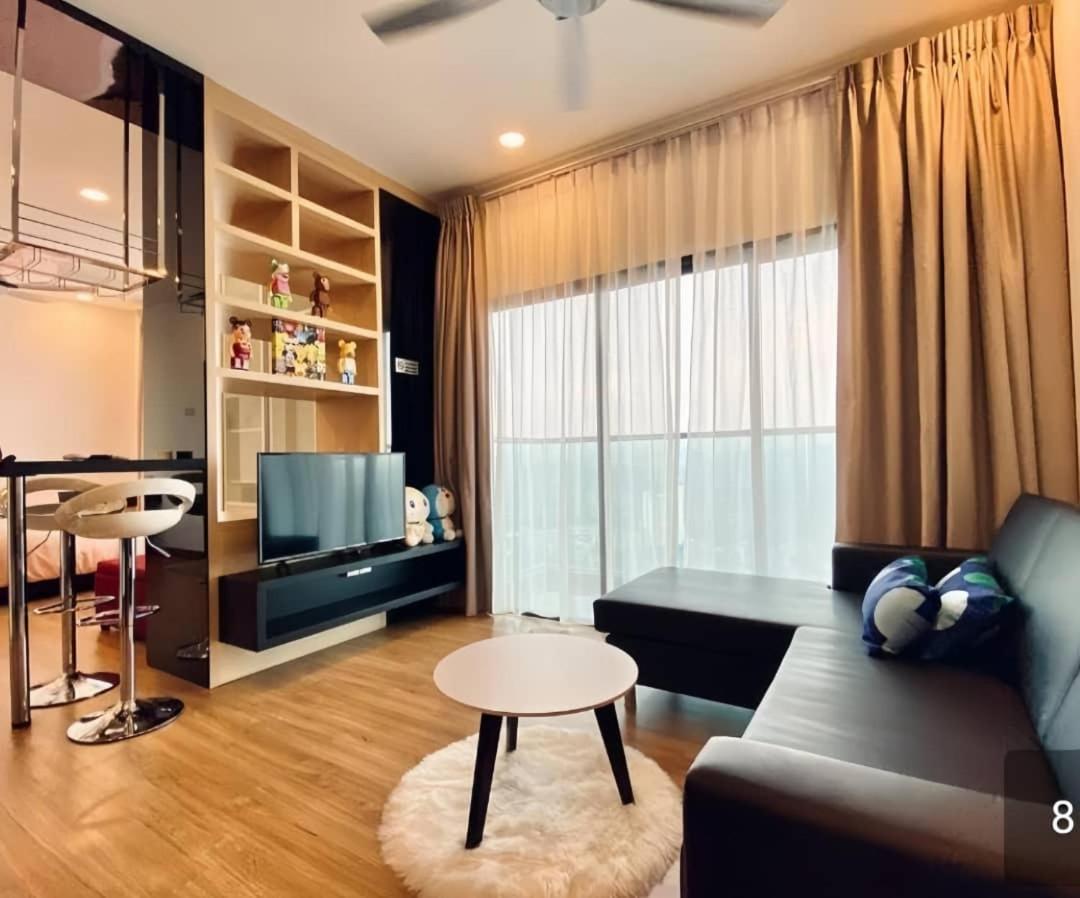 Merana Symphony Tower Apartment Cheras Bagian luar foto